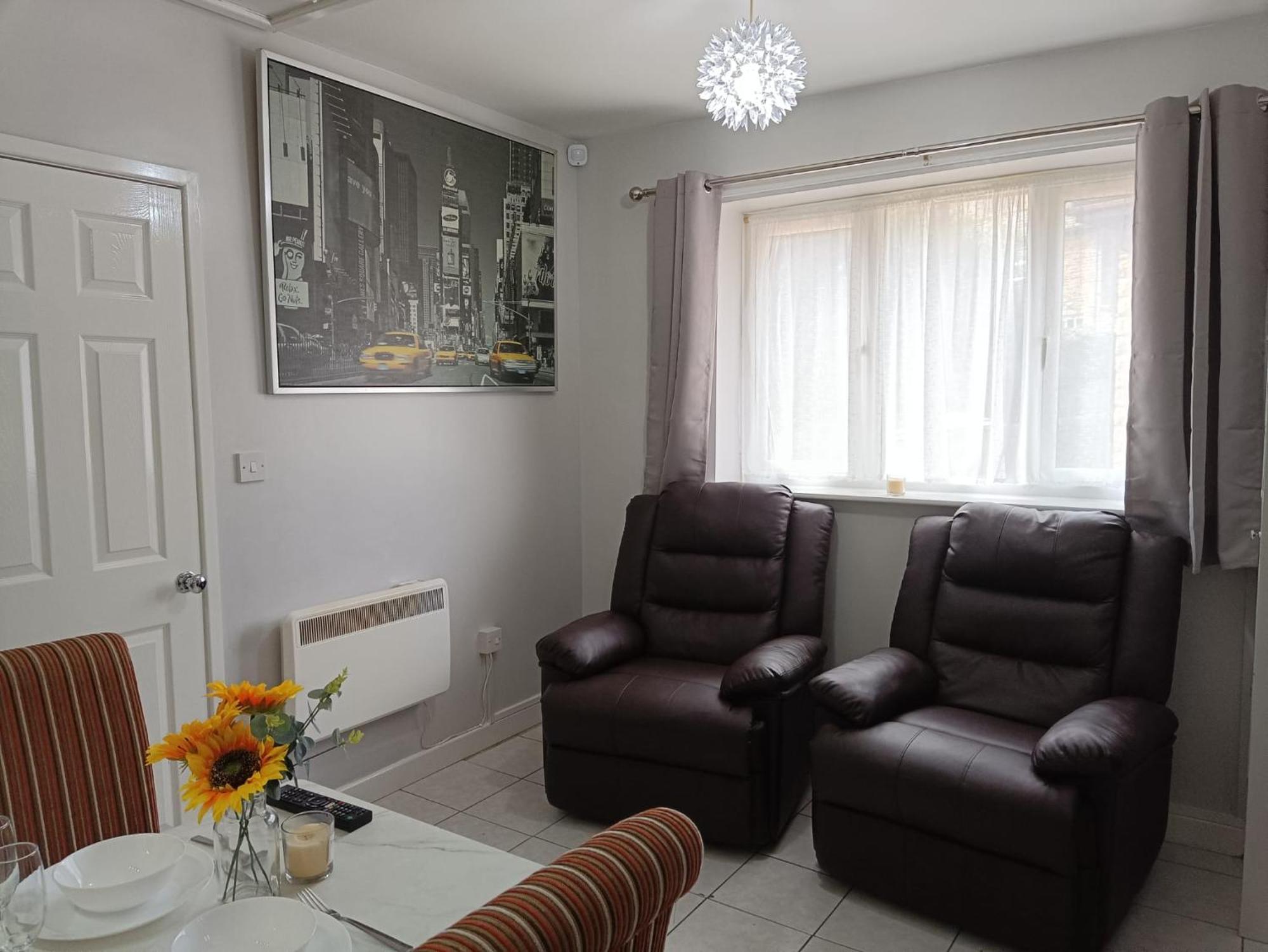Lister Park Bradford Stylish 1Bed Coach House - Quiet & Tranquil Cottage & Parking Kültér fotó